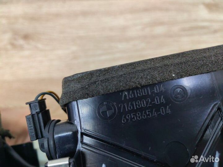 Решетка вентиляционная Bmw X5 E70 N52B30 2008