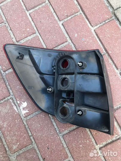 Фонарь задний правый лада гранта