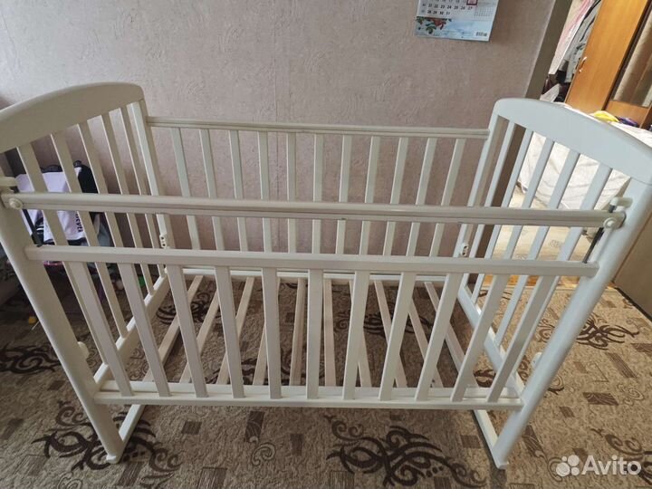 Детская кроватка