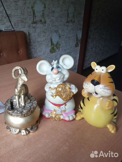 Статуетка Копилка для денег