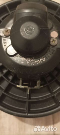 Моторчик печки mazda 6 gg