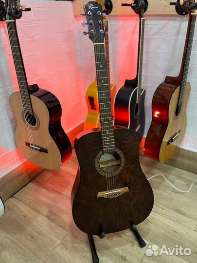 Гитара новая