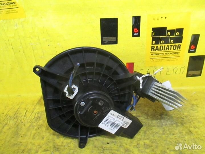 Моторчик печки Jeep Cherokee KK