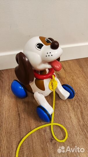 Интерактивная игрушка-каталка щенок Tomy