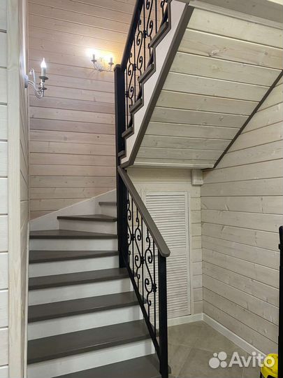 Лестница из металла