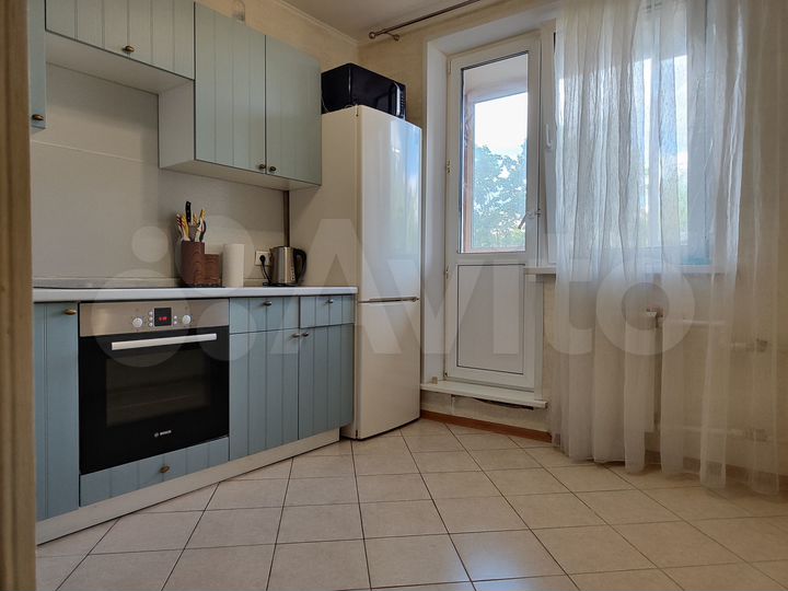 2-к. квартира, 53 м², 4/12 эт.