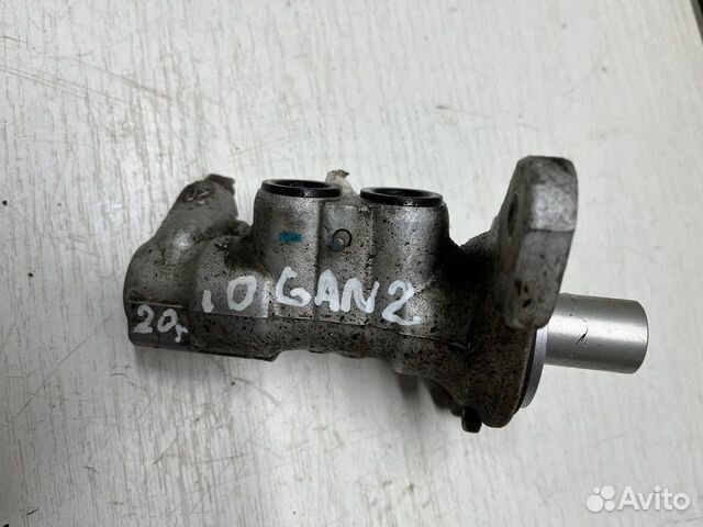 Главный тормозной цилиндр Renault Logan 2 2020