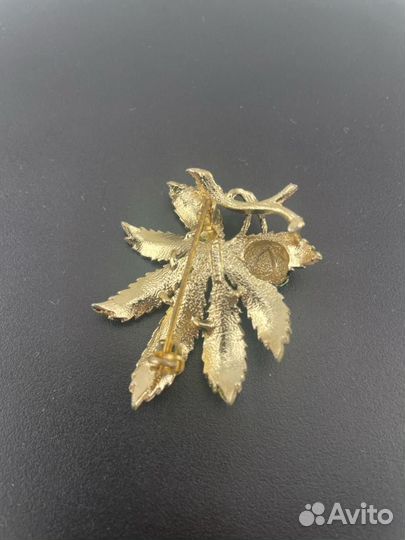 Брошь винтаж Exquisite виноград каштан бук ежевика
