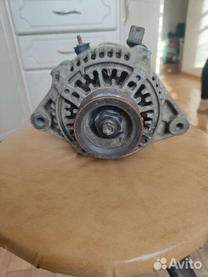 Генератор toyota калдина