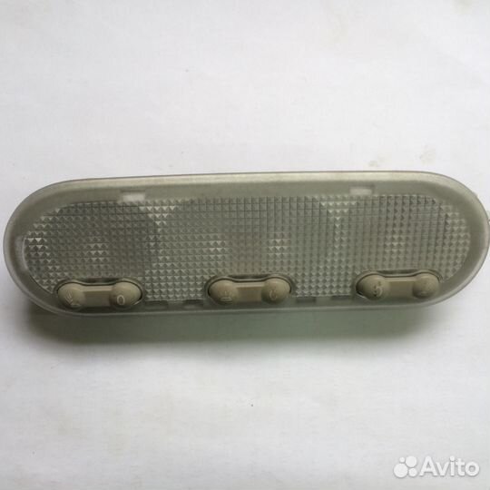 Плафон освещения салона потолочный Рено Меган 2