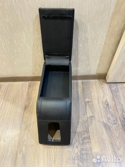 Подлокотник volkswagen polo