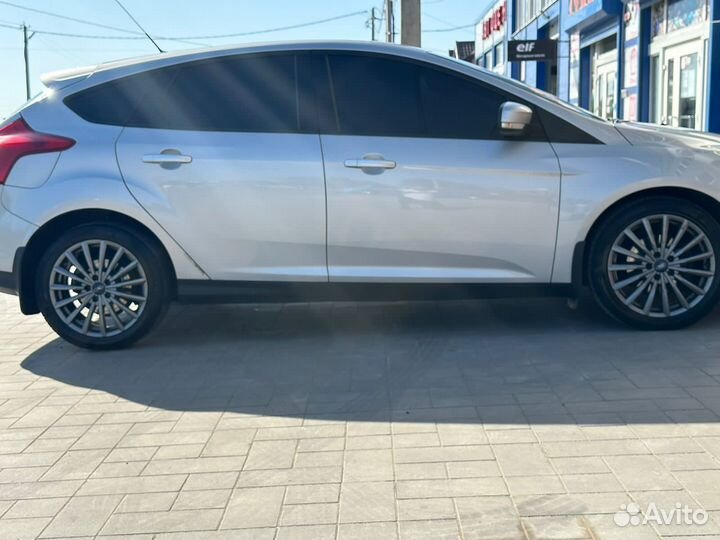 Ford Focus 1.6 МТ, 2011, 220 000 км