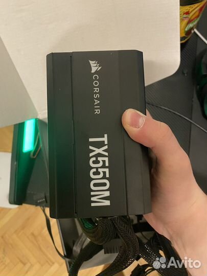 Блок питания Corsair TX550M gold