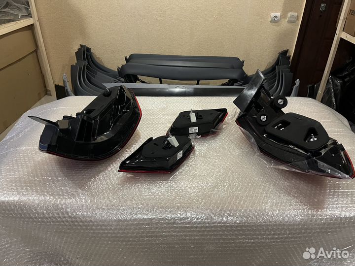 Фонари задние Mercedes W212 рест в крыло крышку