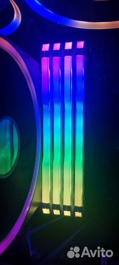 Оперативная память Corsair RGB PRO 16 гб (8x2)