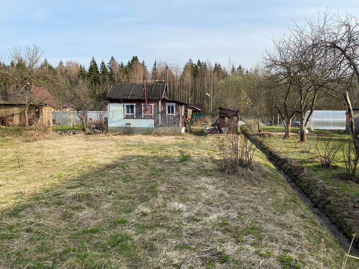 Дом 20 м² на участке 7,2 сот.