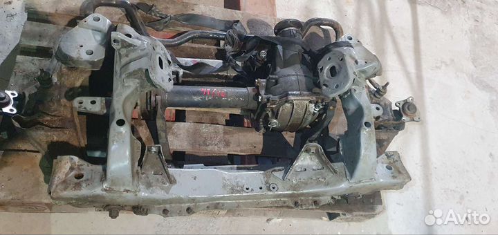 Редуктор передний на Toyota Hiace