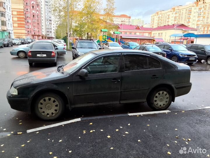 Skoda Octavia 1.6 МТ, 2010, 250 000 км