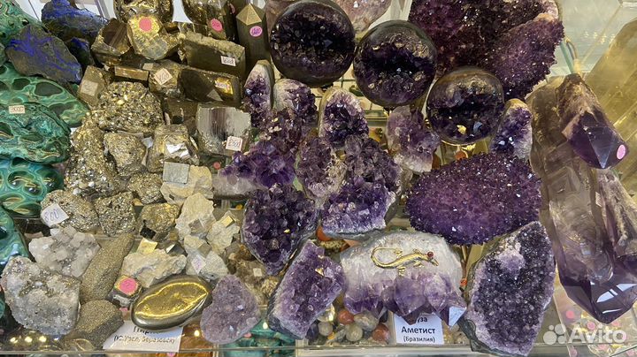 Коллекционные натуральные минералы камни