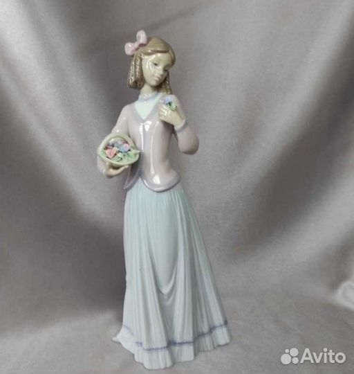 Коллекционные фарфоровые статуэтки Lladro