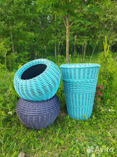 Кашпо конус из ротанга