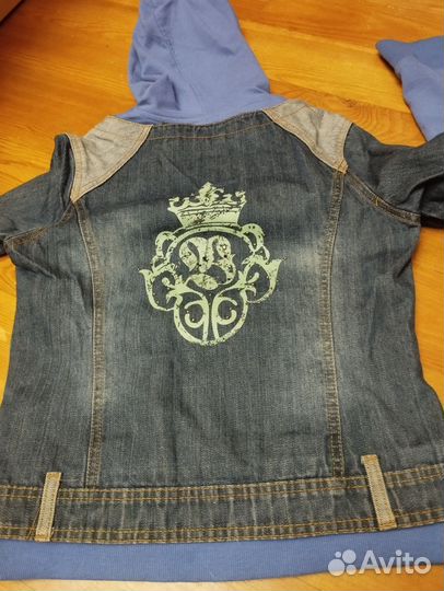 Джинсовая куртка