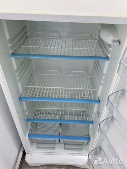 Холодильник Indesit