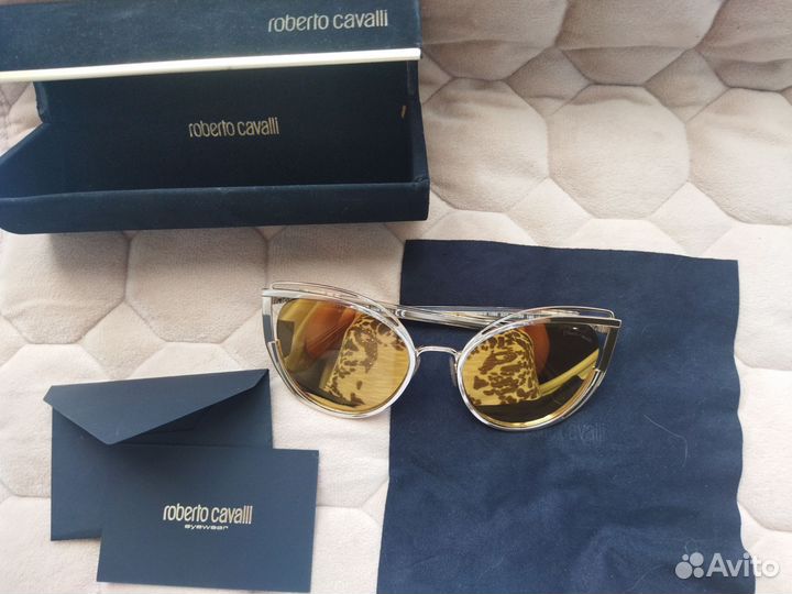 Солнцезащитные очки женские