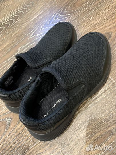 Слипоны Skechers