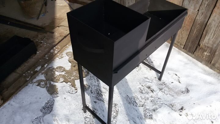 Мангал с топкой и съемными ножками стенка 3 мм