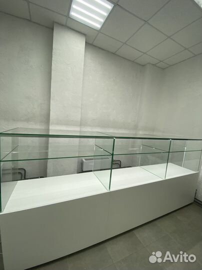 Шкаф витрина прилавок стеллаж