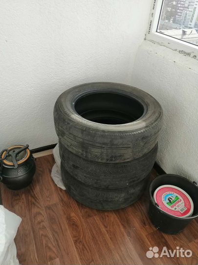 Yokohama E70B 215/60 R16