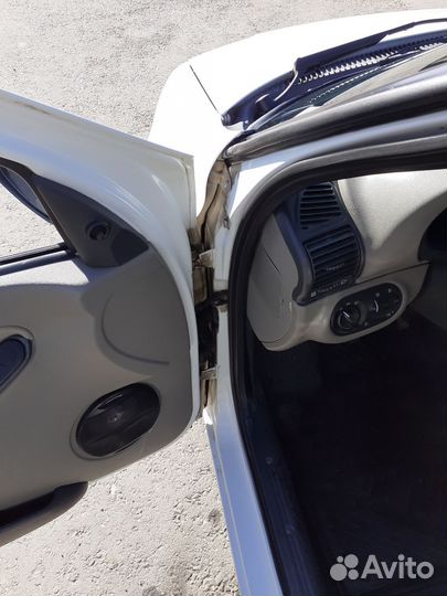 LADA Kalina 1.6 МТ, 2010, 140 200 км