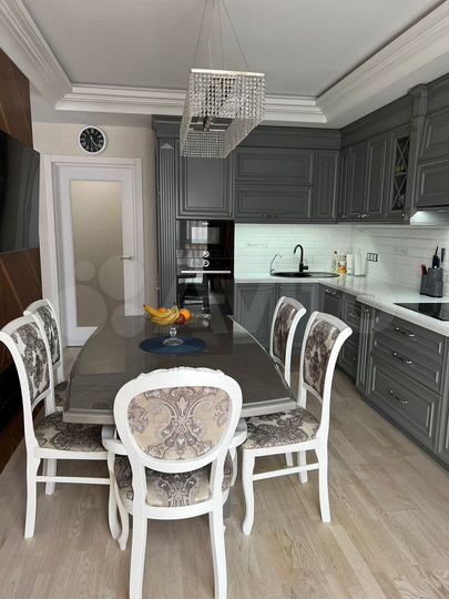 3-к. квартира, 83,8 м², 9/17 эт.