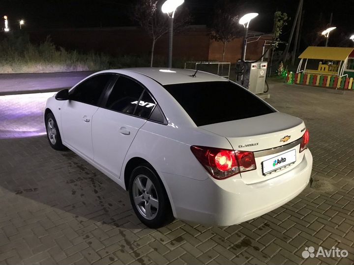 Chevrolet Cruze 1.6 МТ, 2011, 108 000 км