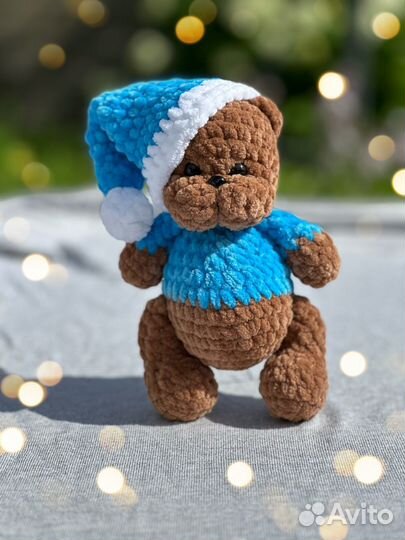 Вязаная игрушка - мини-мишка. Ручная работа