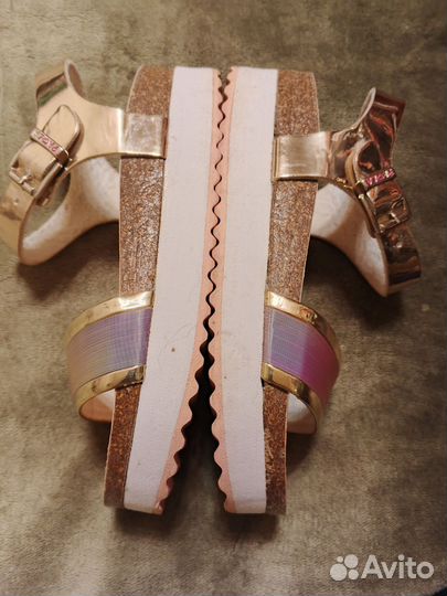 Сандалии для девочки 34 размер