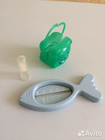 Накладки на грудь, контенеры для хранения молока