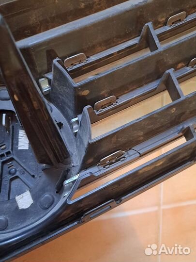 Решетка радиатора Volkswagen Polo 5 Restail Sedan