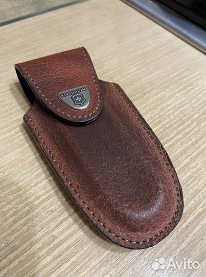 Футляр для швейцарского ножа