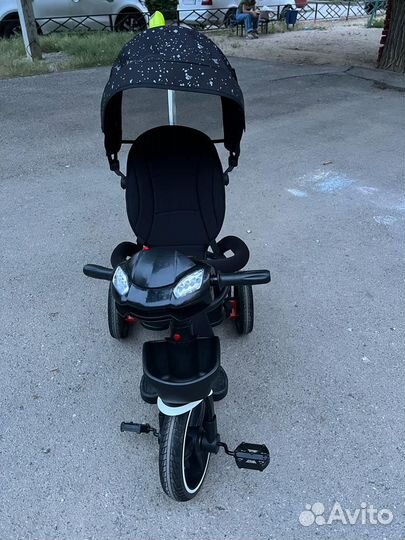 Трехколесный велосипед новый