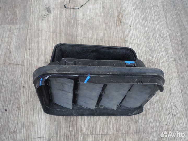 Клапан вентиляции салона левый Mercedes GLA H247