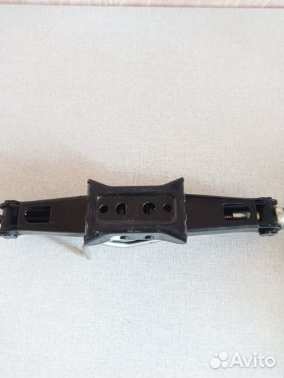 Домкрат 1030 Кг оригинал Renault 995504629r