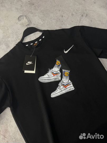 Футболка Nike