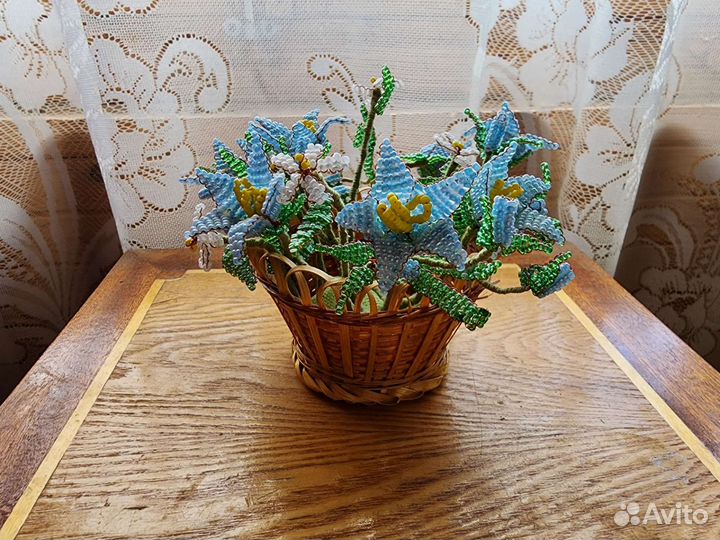 Букет цветы подснежники из бисера