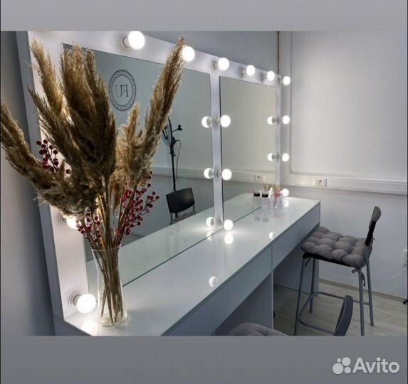 Аренда места мастера брови/ визаж