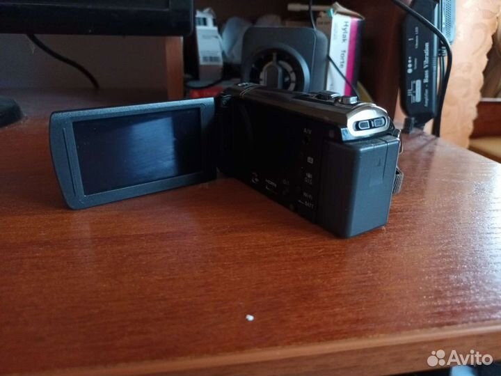 Цифровая видеокамера