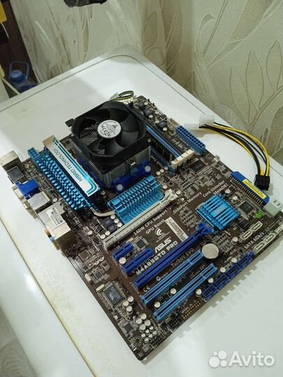 Материнская плата