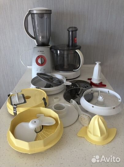 Кухонный комбайн Bosch MCM 5529