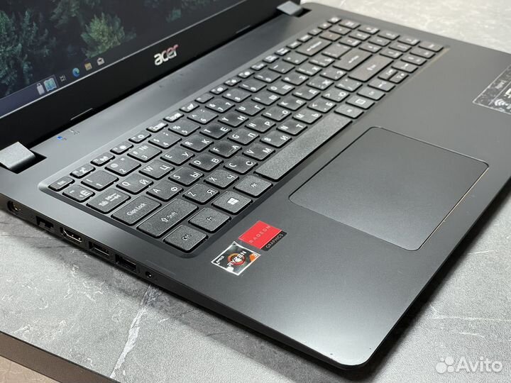 Мощный Acer 3 3200U/ R 540X 2GB/ 8GB/ Full HD/ SSD